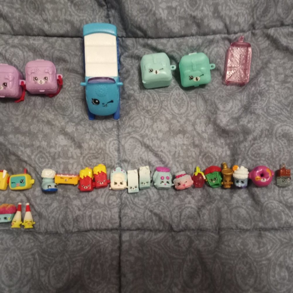 Shopkins - Picture 2 of 7